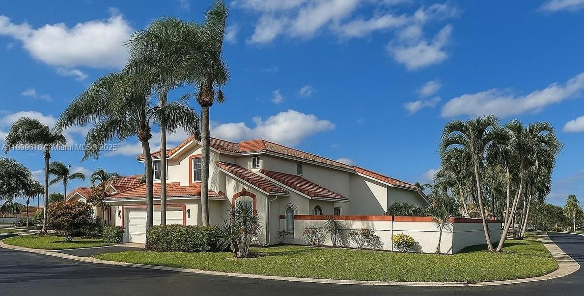 HOLIDAY SPRINGS EAST - Residential