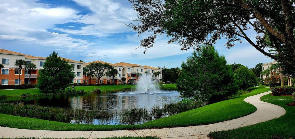 Photo of 9104 W Myrtlewood Cir W #9104, Palm Beach Gardens, FL 33418 (MLS # A11421912)