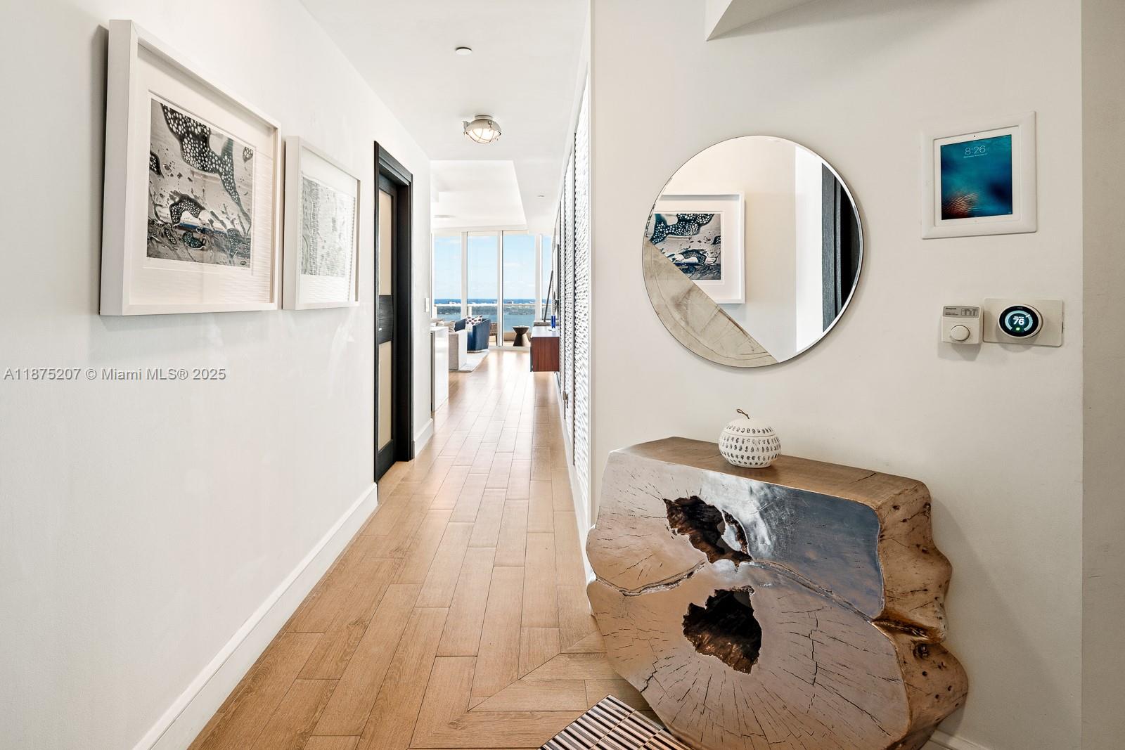 PARAMOUNT BAY CONDO - Residential