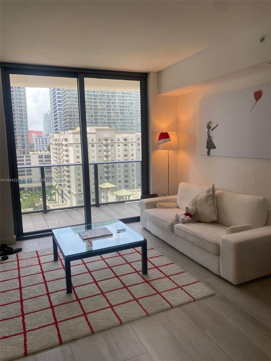 BRICKELL HEIGHTS EAST CON - Residential