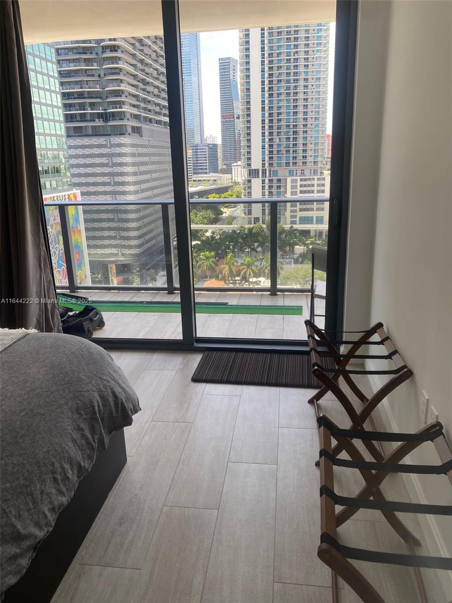 BRICKELL HEIGHTS EAST CON - Residential