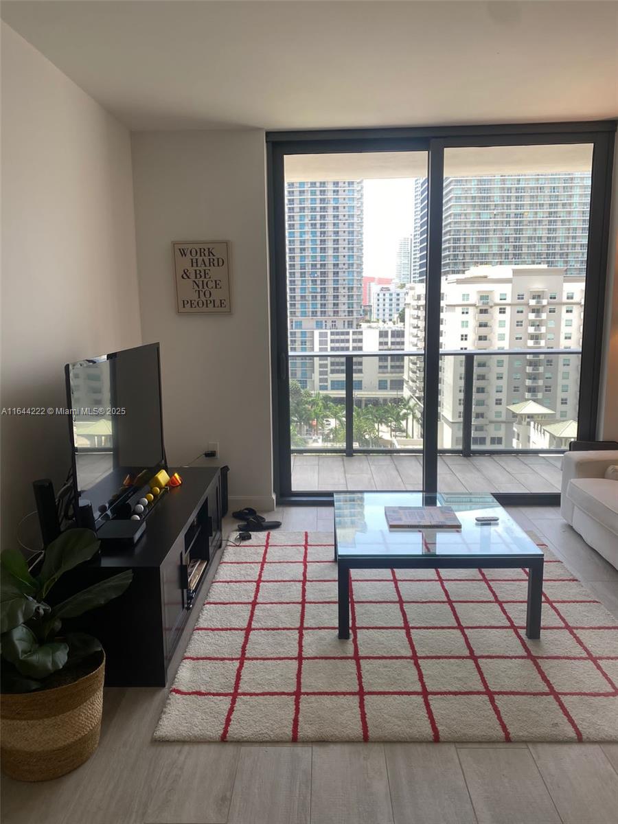 BRICKELL HEIGHTS EAST CON - Residential