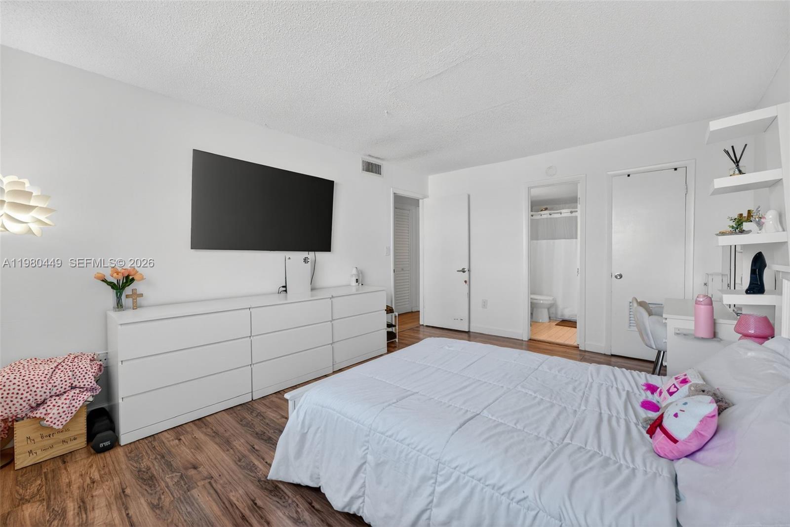 SOUTH SHORE CONDO - Residential