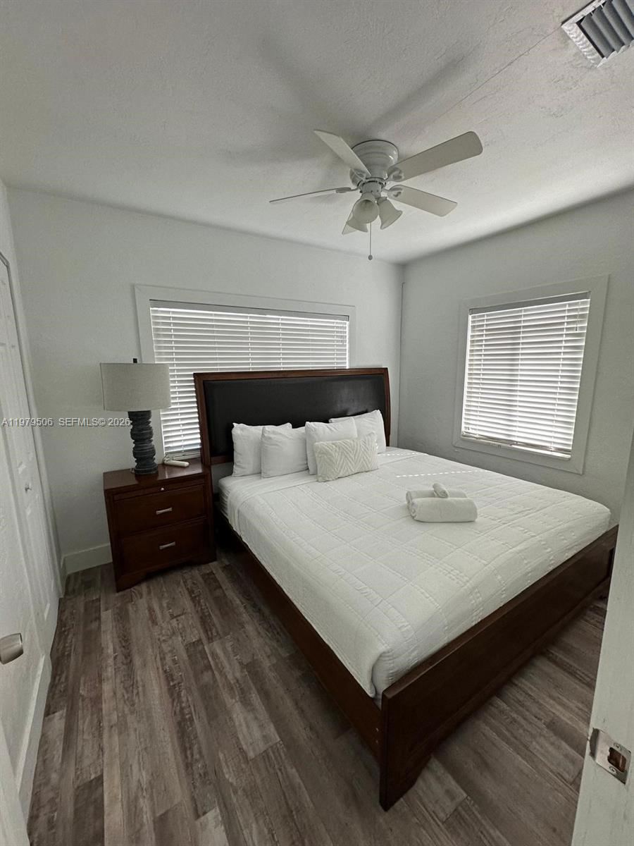 N MIAMI ESTATES - Residential Lease