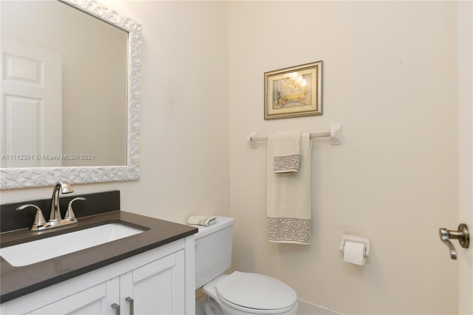 DORAL SANDS - Residential