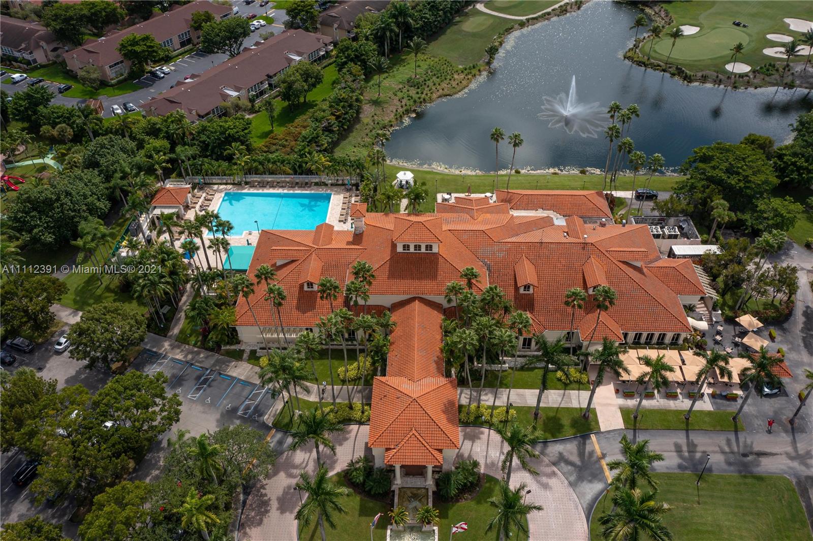 DORAL SANDS - Residential