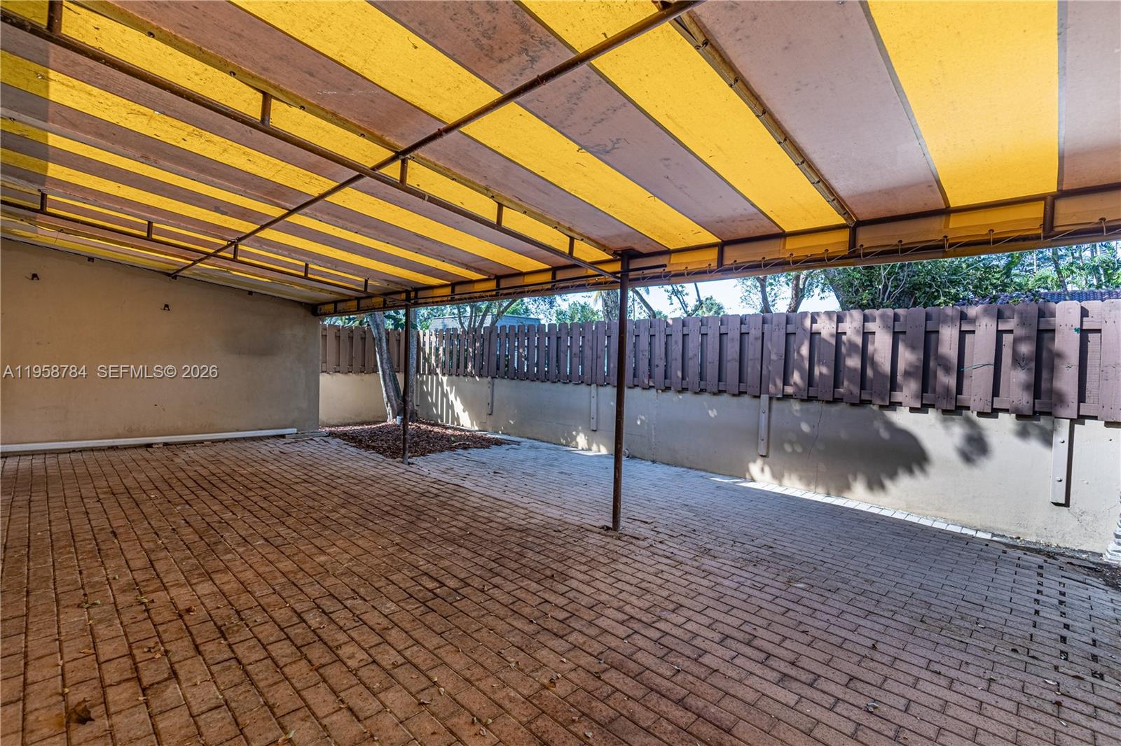 MIAMI LAKES LOCH LOMOND E - Residential