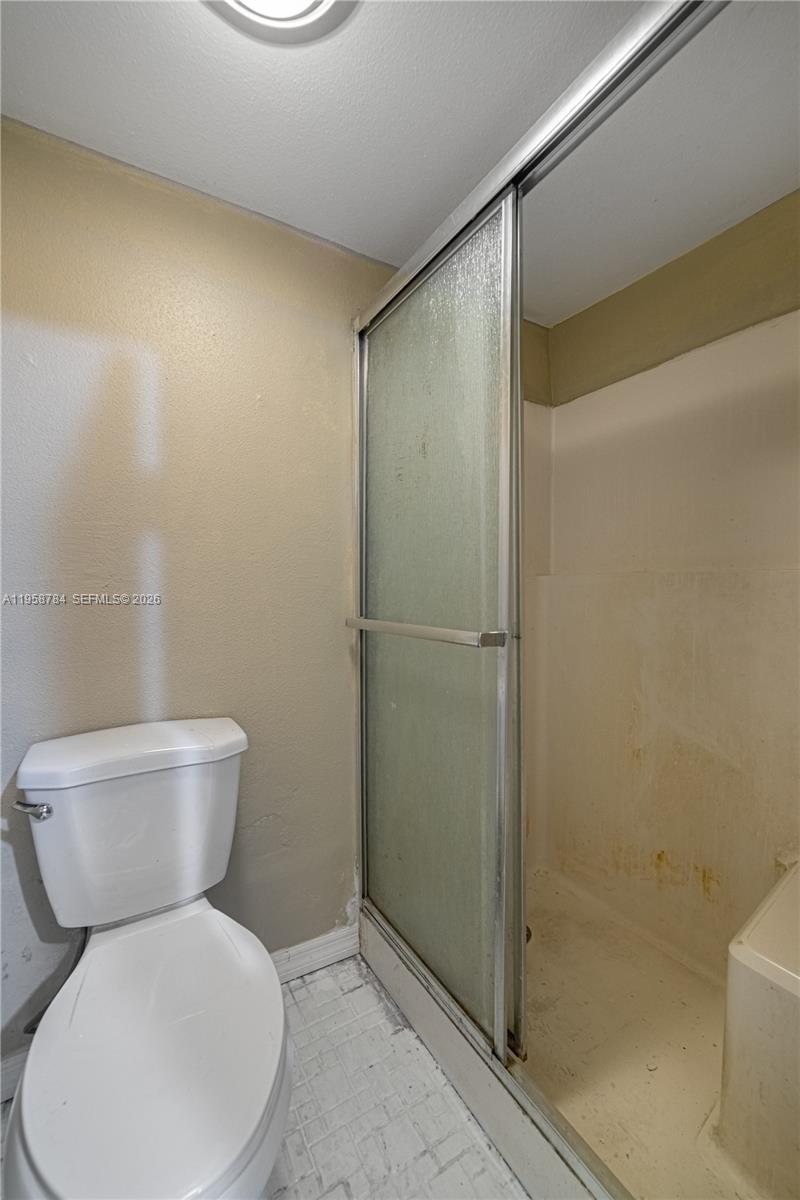 MIAMI LAKES LOCH LOMOND E - Residential