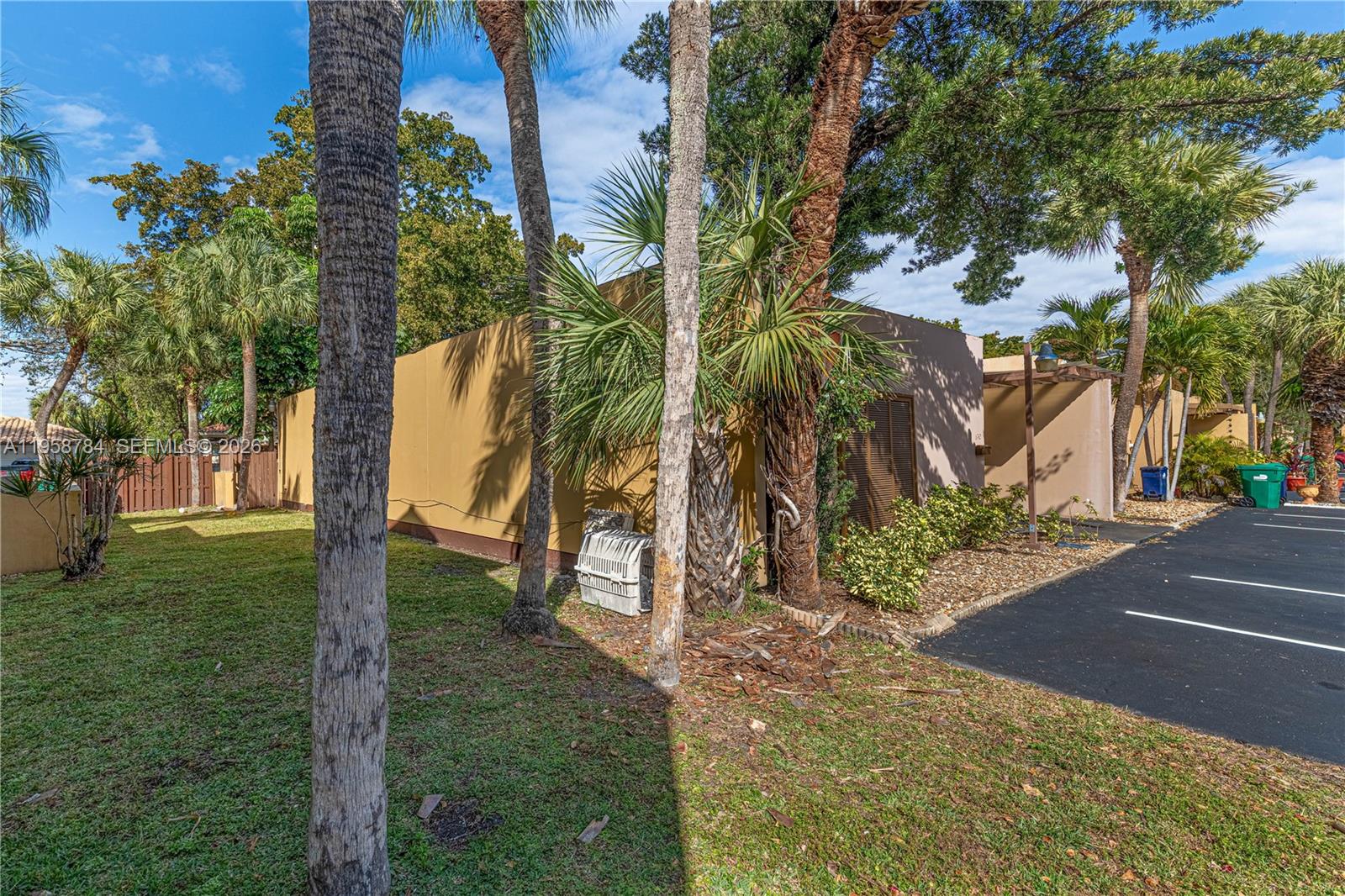 MIAMI LAKES LOCH LOMOND E - Residential