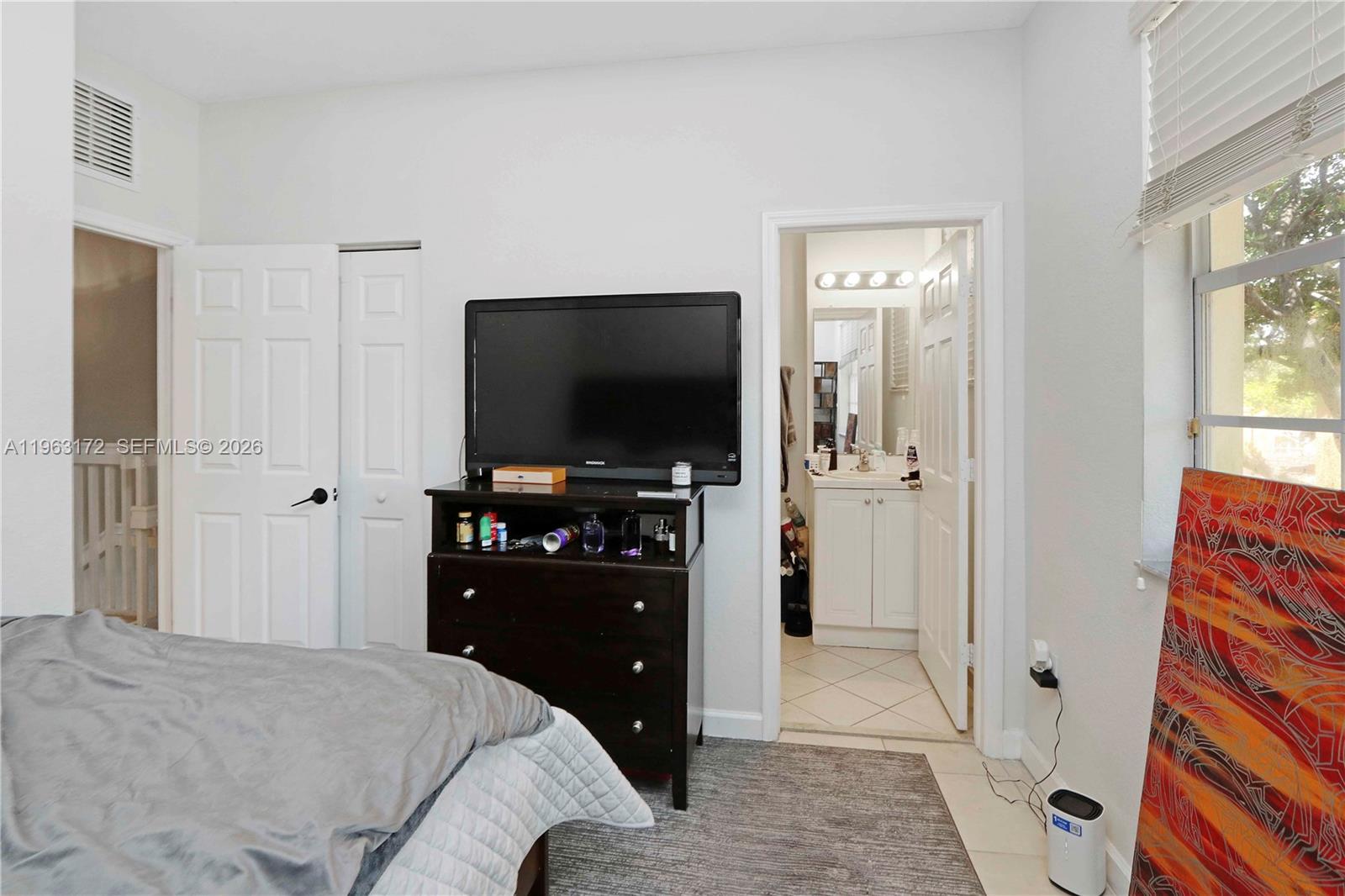 THE SHORES CONDO NO 1 - Residential Lease