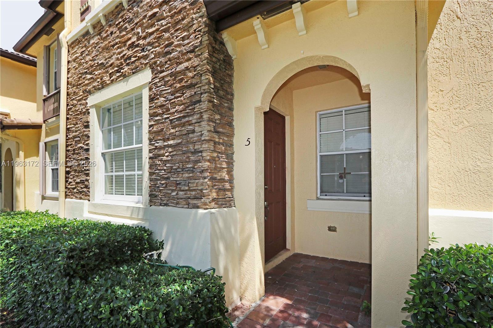 THE SHORES CONDO NO 1 - Residential Lease