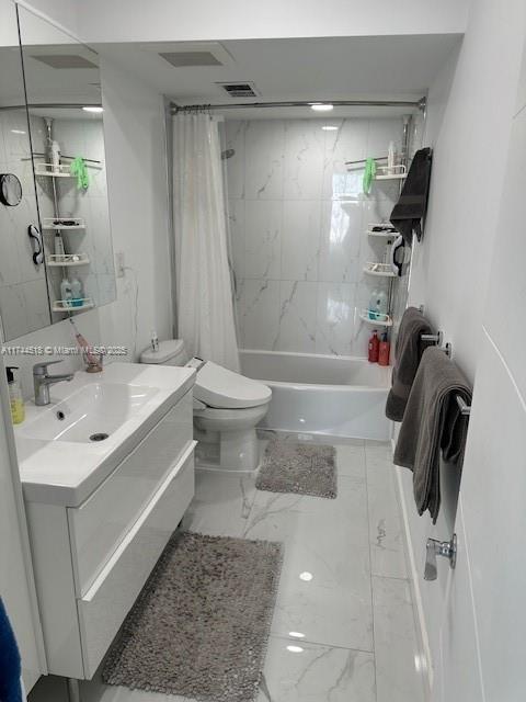 HEMISPHERES CONDO - Residential Lease