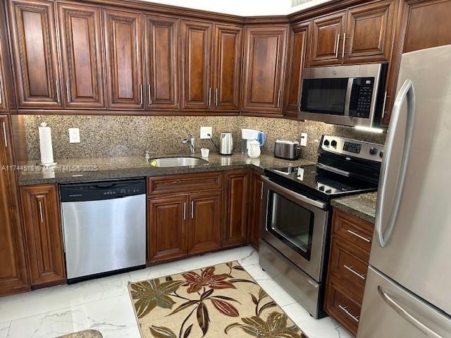 HEMISPHERES CONDO - Residential Lease