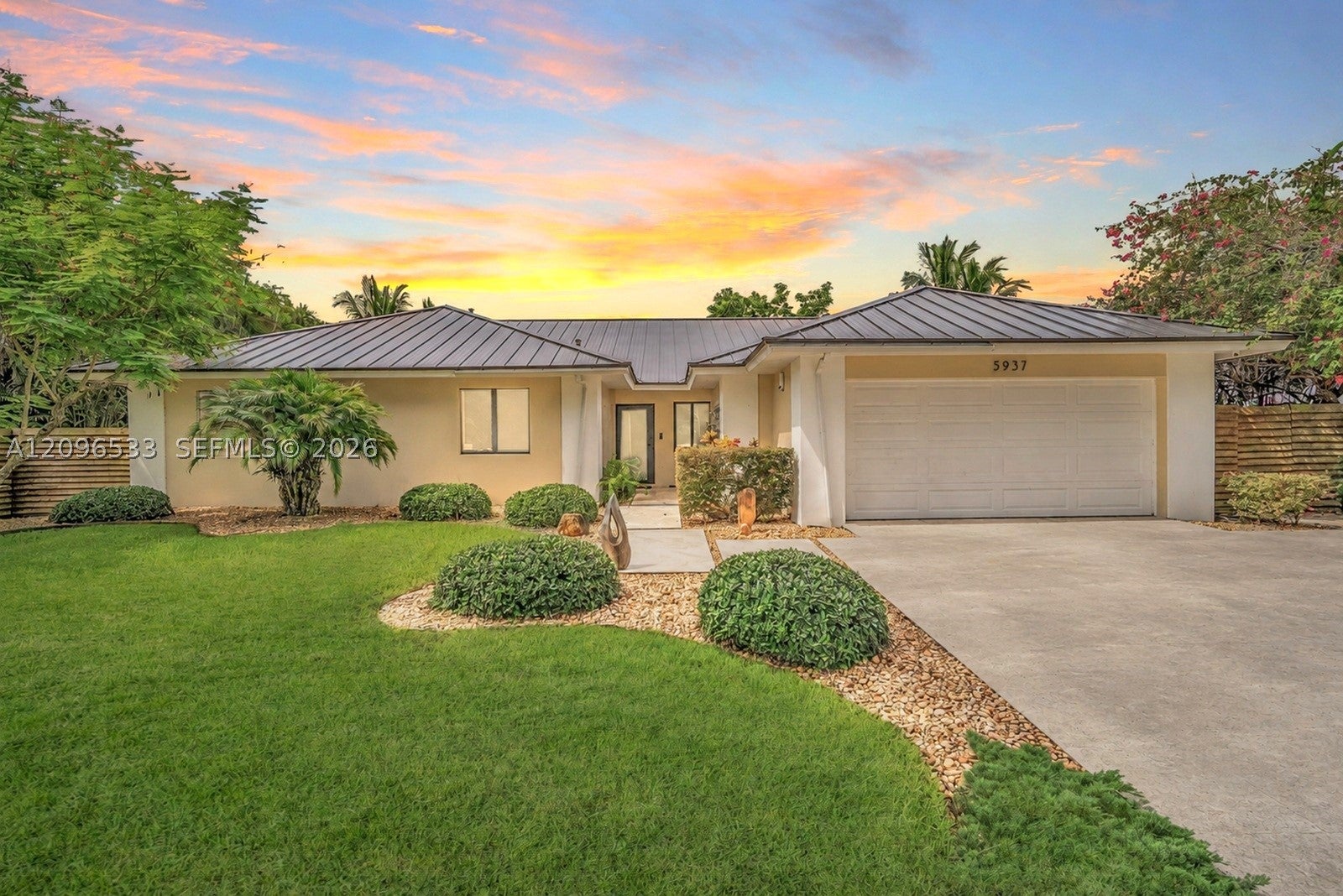 5937 SW 120th Ave