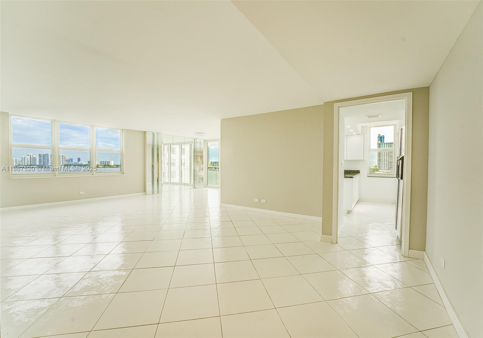 WINSTON TOWERS 500 CONDO - Residential