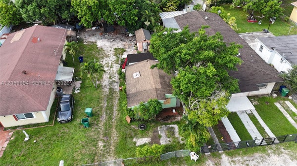 2954 NW 91ST ST, MIAMI, FL 33147 - Image 6dce8d13fcb37107b6ca035bd3f2234b/1763084996