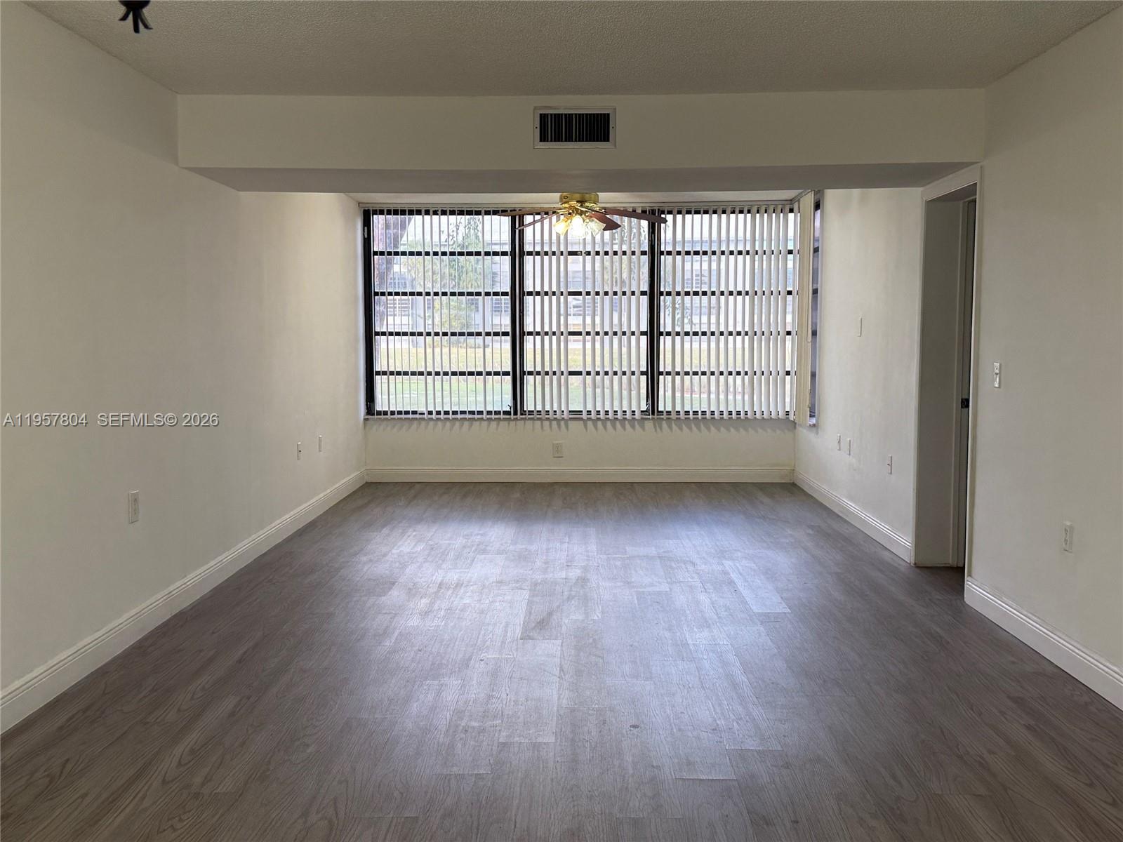 CONDO 25 OF WHITEHALL CON - Residential Lease