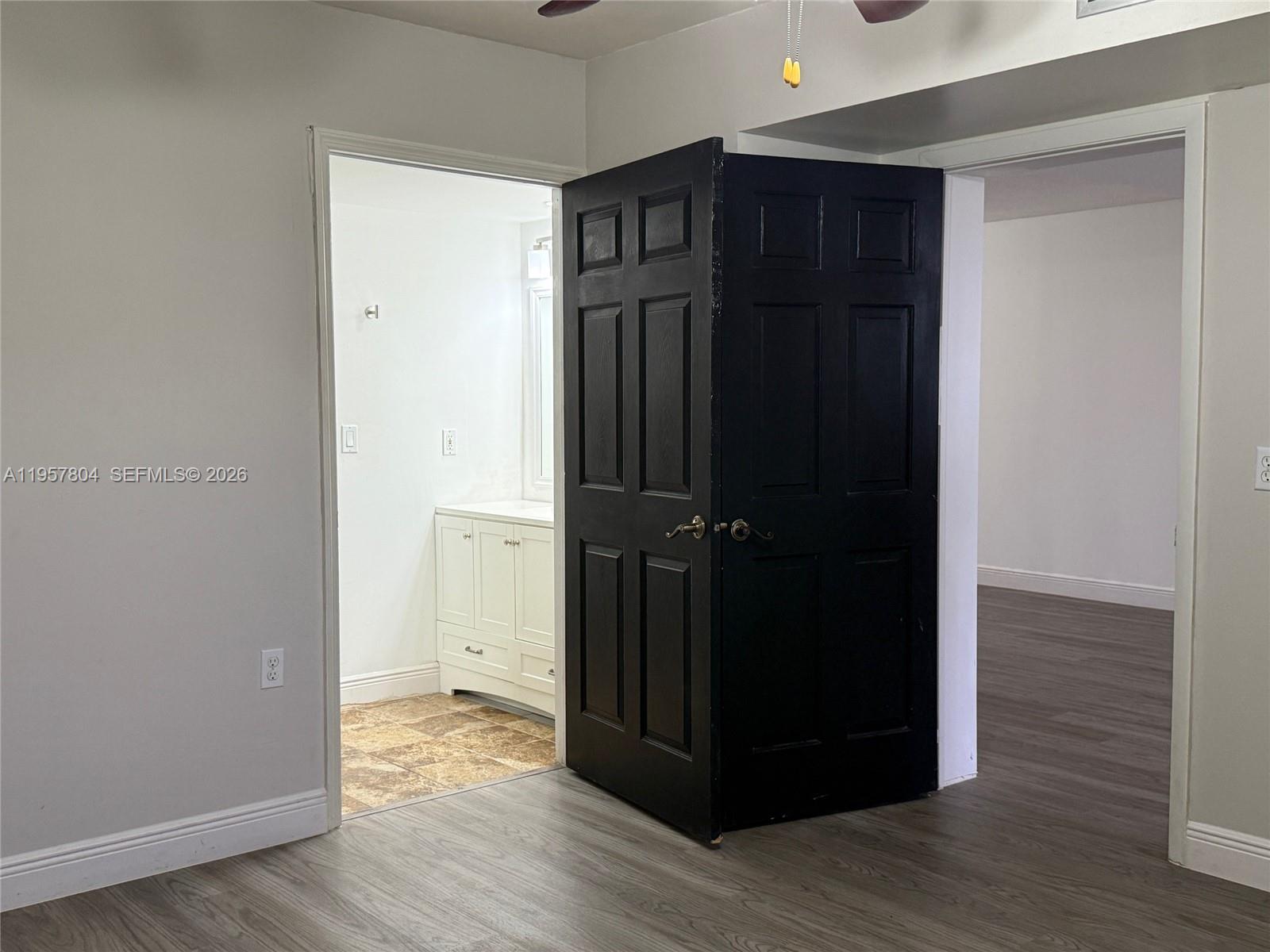 CONDO 25 OF WHITEHALL CON - Residential Lease