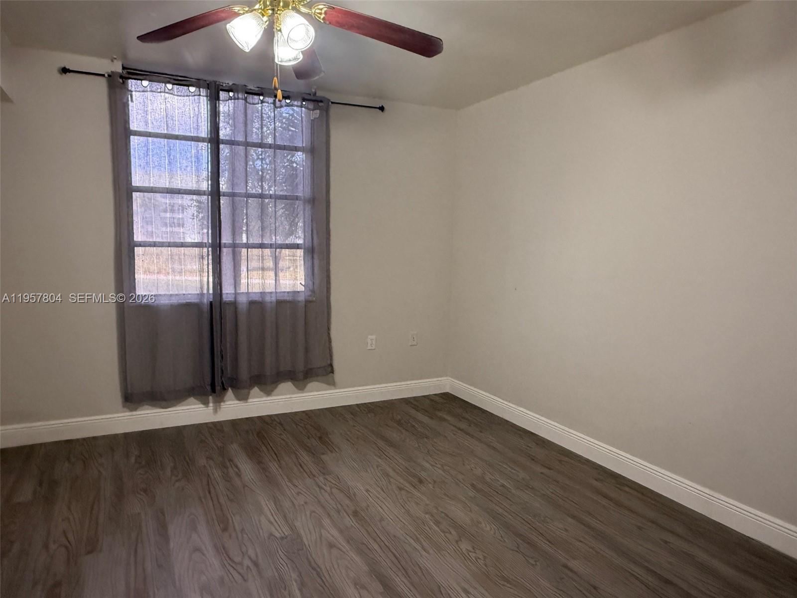 CONDO 25 OF WHITEHALL CON - Residential Lease