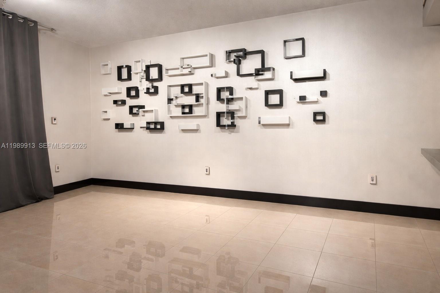 2030 S Douglas Rd 414