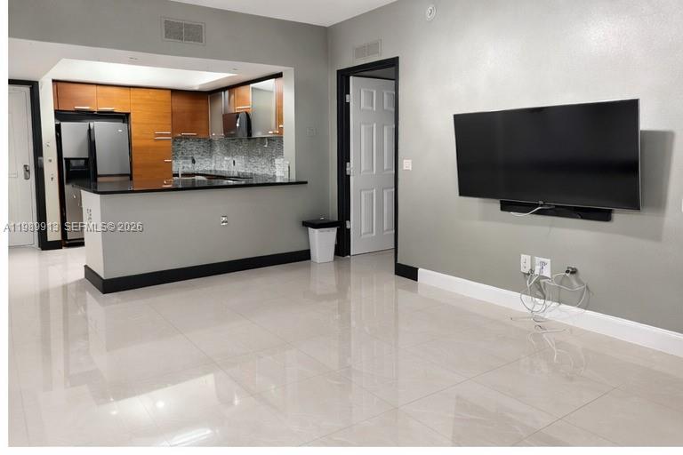 2030 S Douglas Rd 414