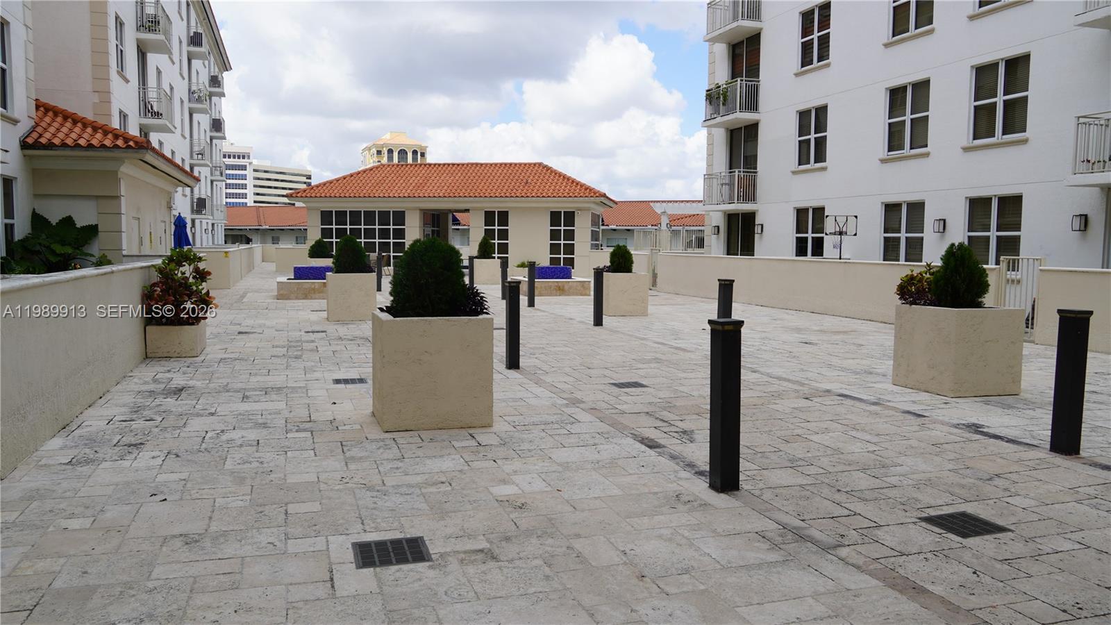 THE MINORCA CONDO - Residential