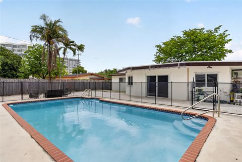 Tiny photo for 1155 NE 184th St, Miami, FL 33179 (MLS # A12008151)