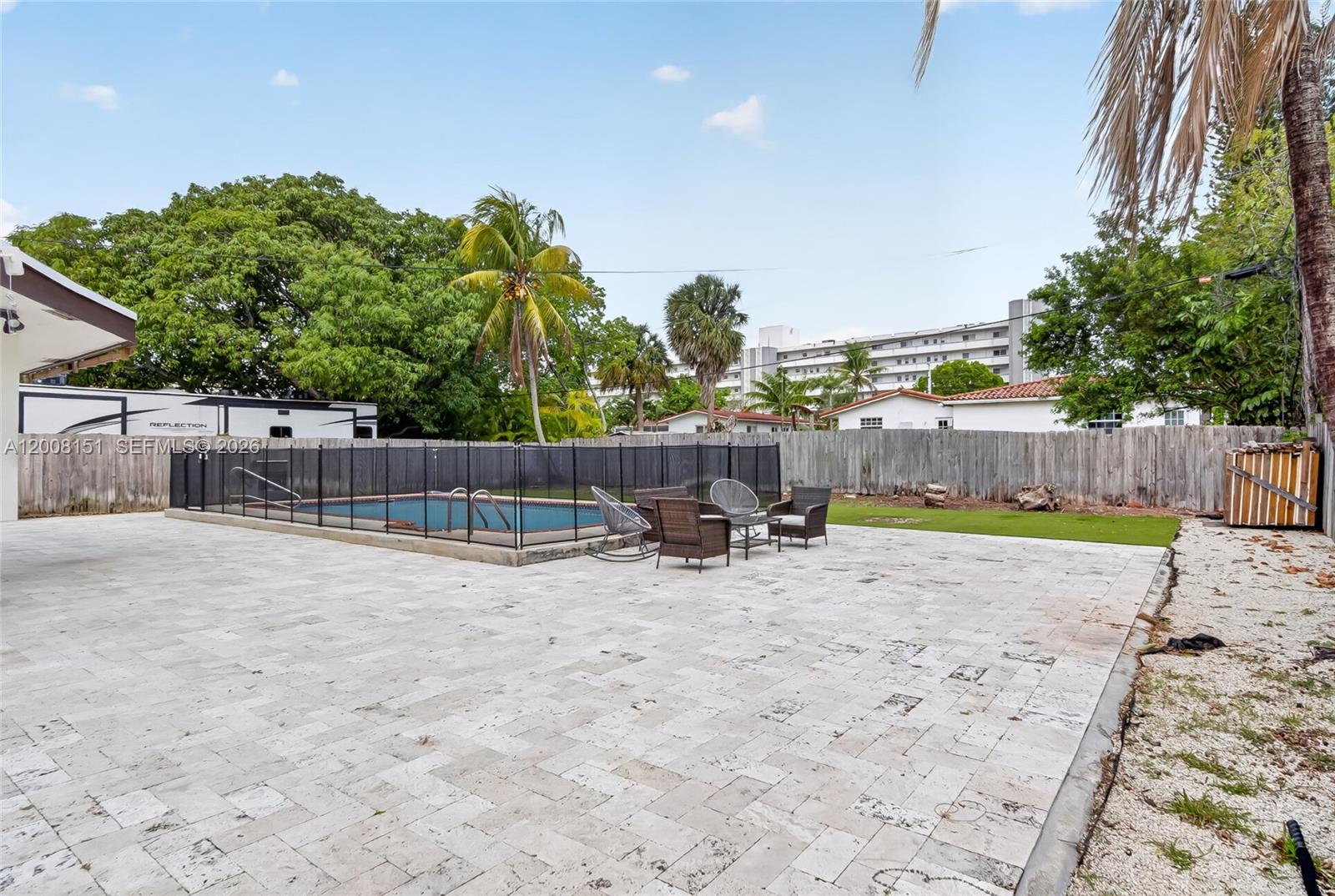 LAKE PARK MANOR REPLAT - Residential