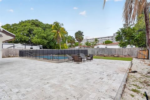 Tiny photo for 1155 NE 184th St, Miami, FL 33179 (MLS # A12008151)