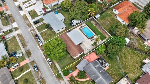 Tiny photo for 1155 NE 184th St, Miami, FL 33179 (MLS # A12008151)