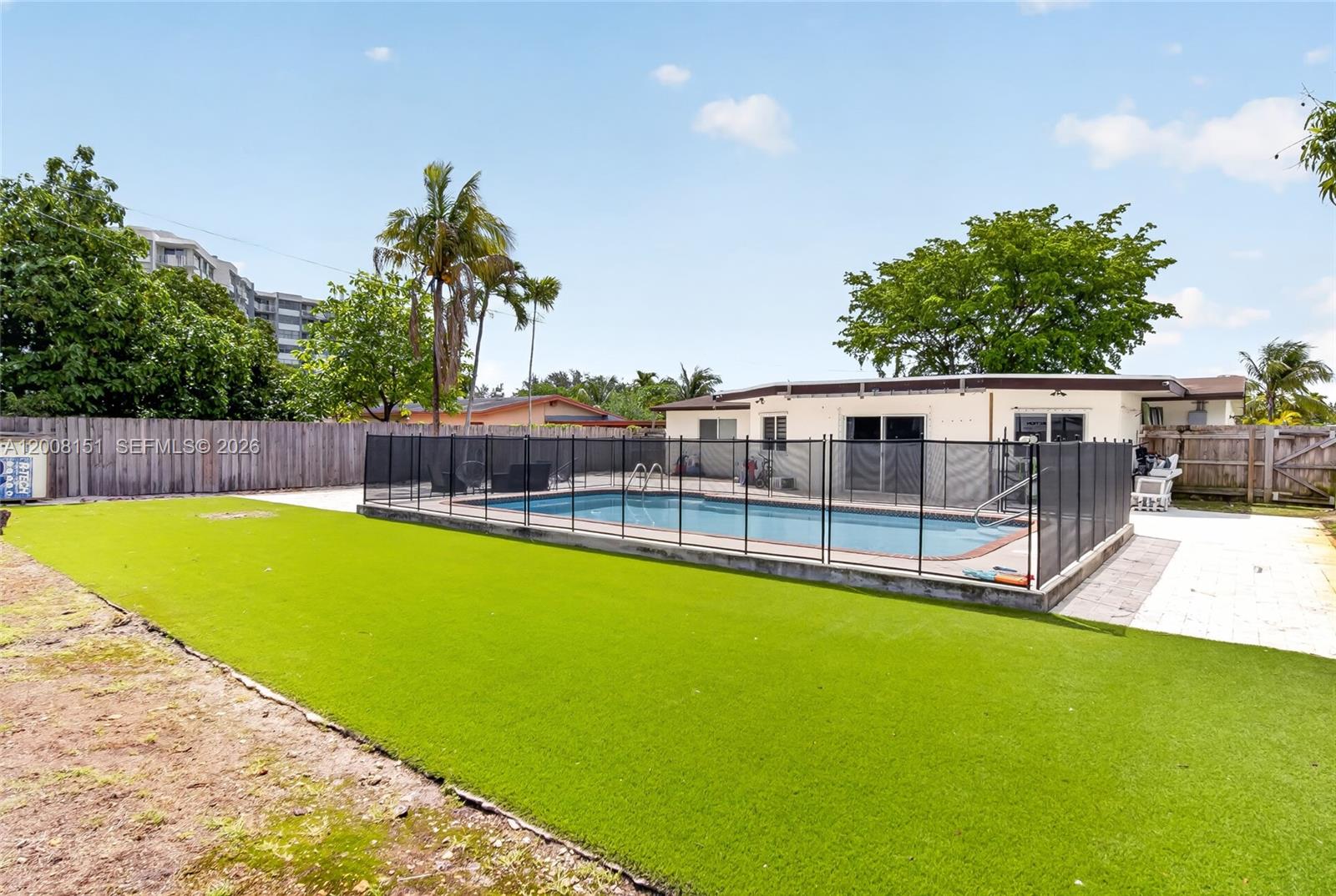 LAKE PARK MANOR REPLAT - Residential