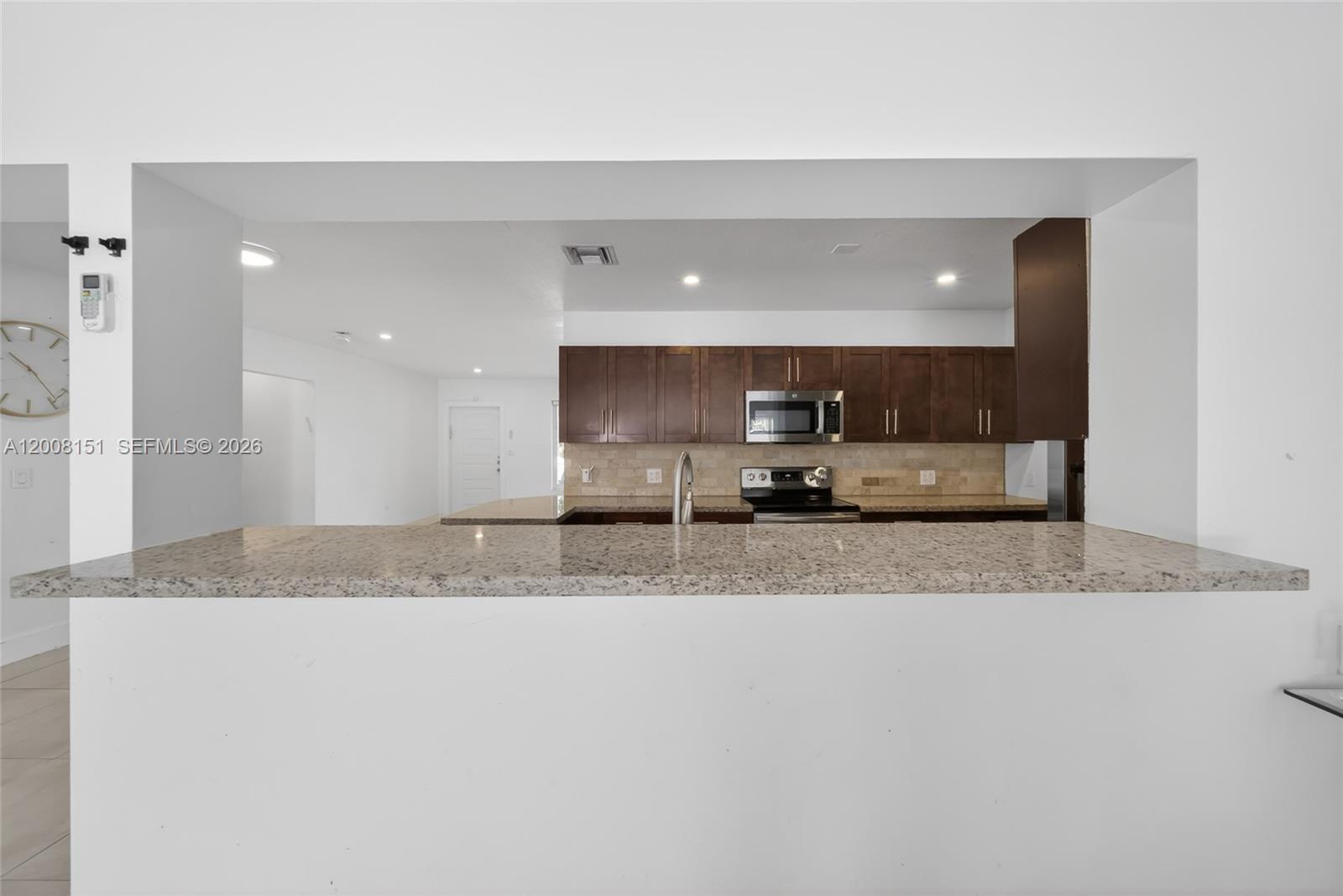 LAKE PARK MANOR REPLAT - Residential