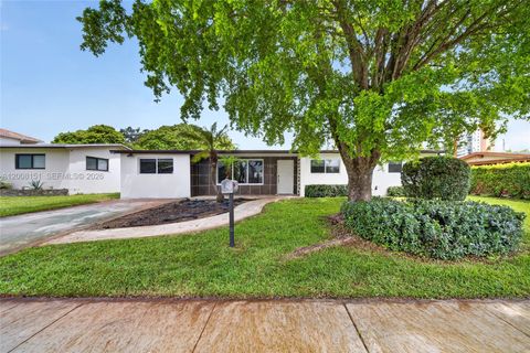 Photo of 1155 NE 184th St, Miami, FL 33179 (MLS # A12008151)