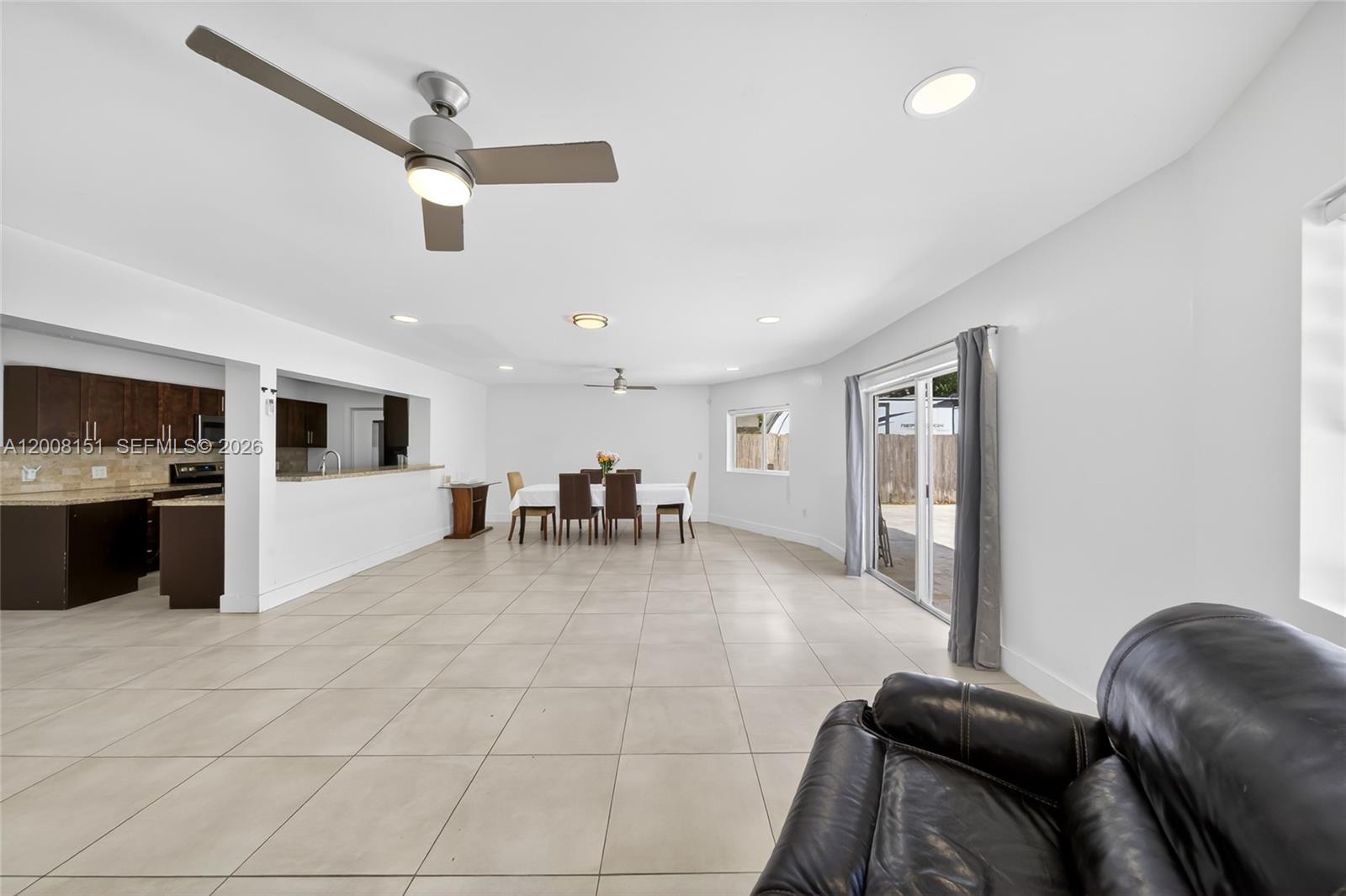 LAKE PARK MANOR REPLAT - Residential