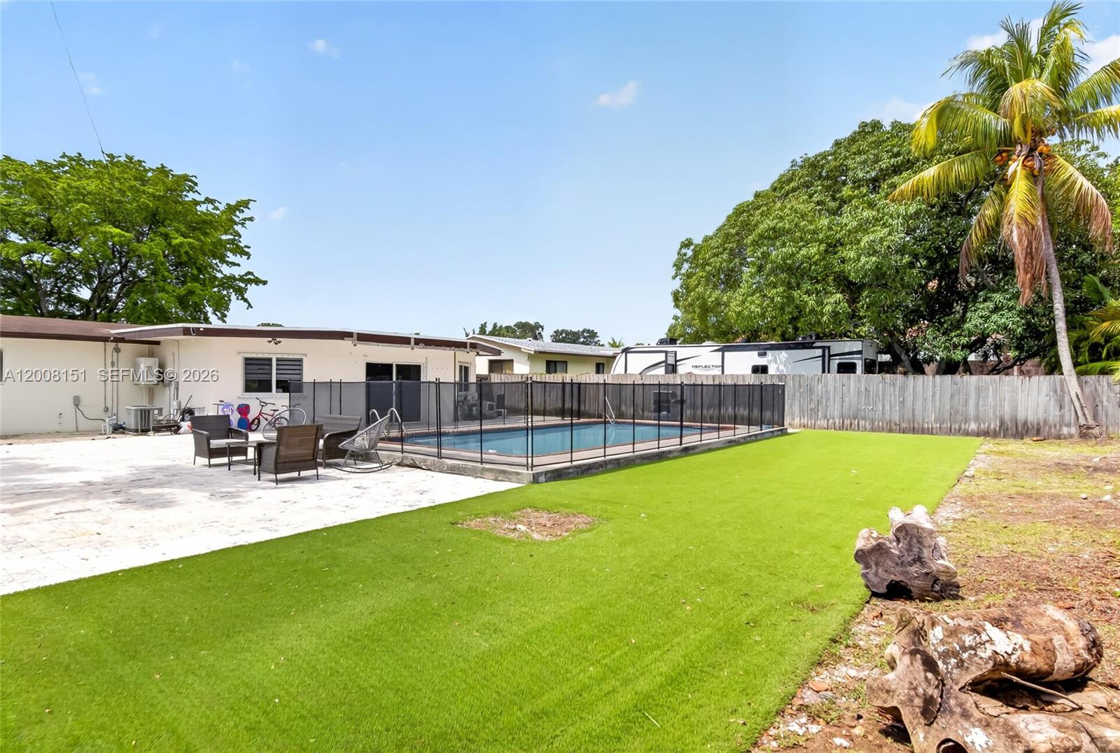 LAKE PARK MANOR REPLAT - Residential