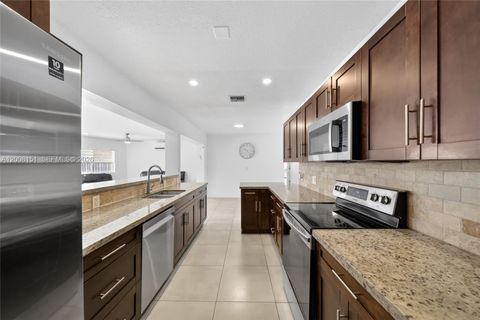 Tiny photo for 1155 NE 184th St, Miami, FL 33179 (MLS # A12008151)