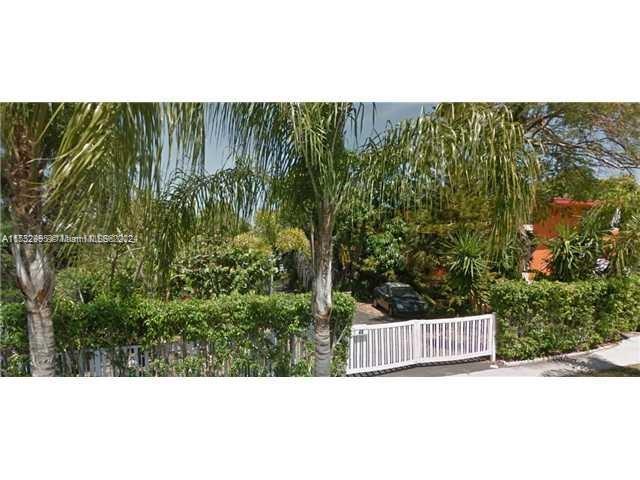 Rental Property at 48 Sw 14th St St, Dania Beach, Miami-Dade County, Florida -  - $500,000 MO.