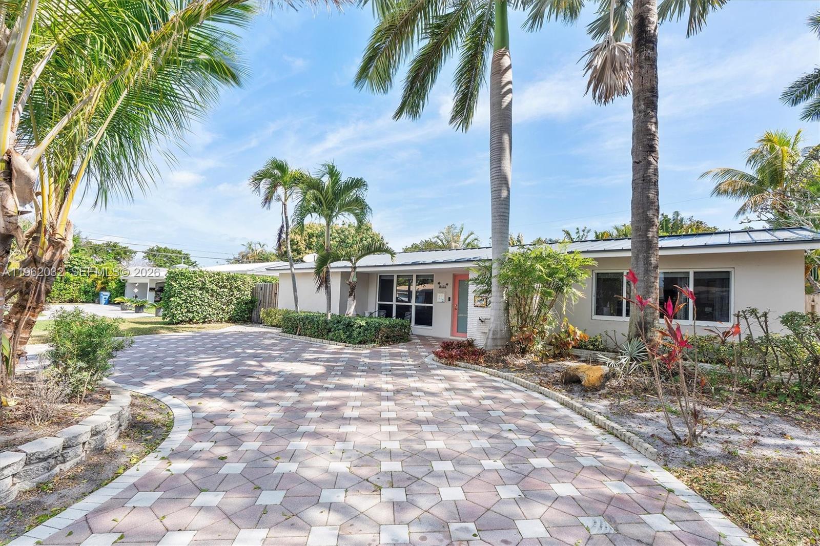 CORAL HEIGHTS SEC 2 - Residential Lease