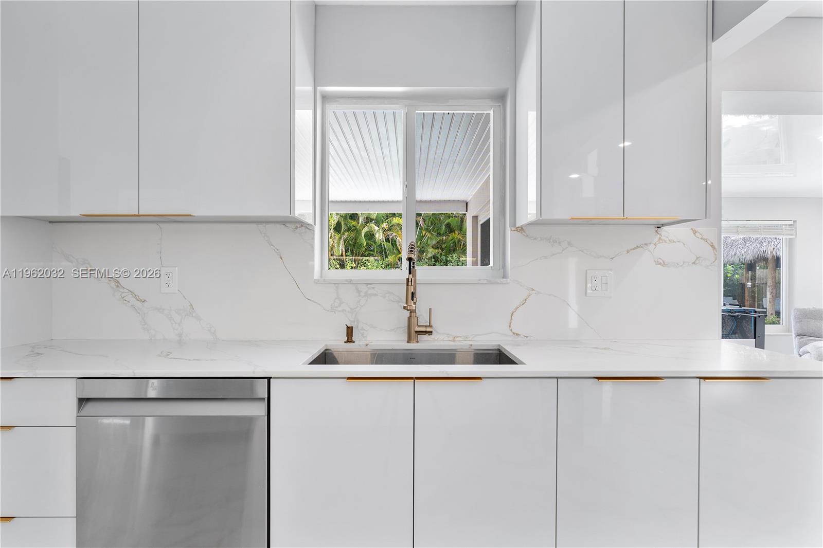 CORAL HEIGHTS SEC 2 - Residential Lease