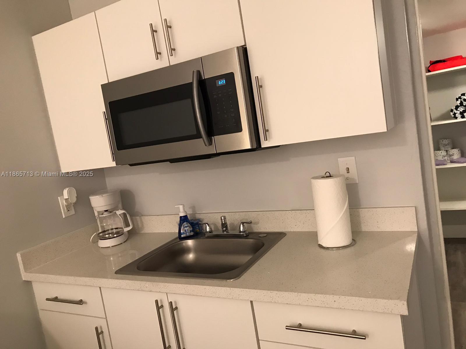 26 Diplomat Pkwy 2215