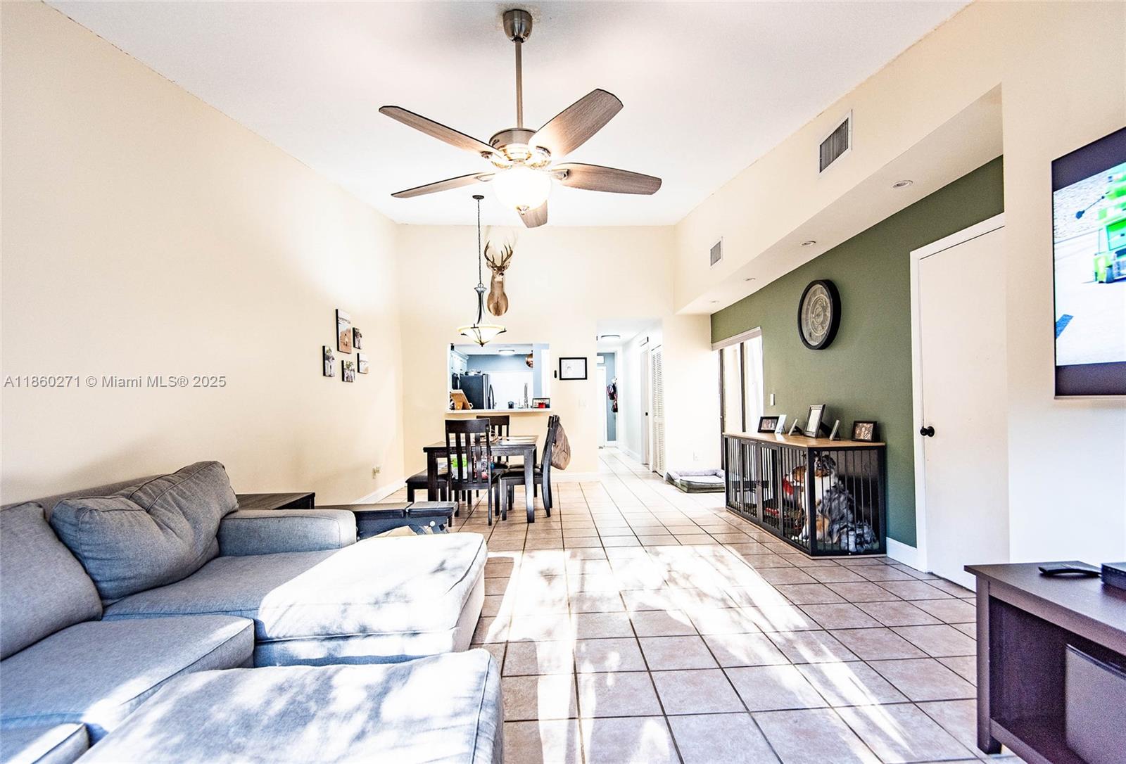 895 SW 120th Way