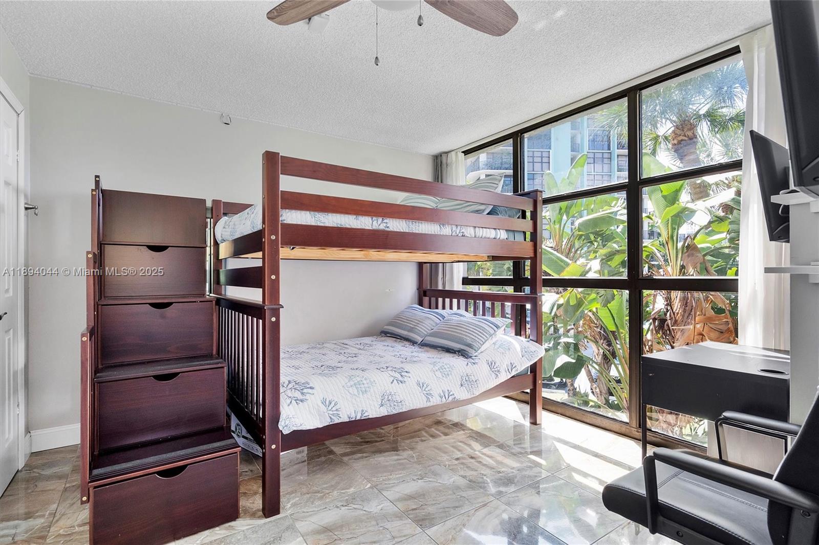 TOWERS OF OCEANVIEW SOUTH - Residential Lease