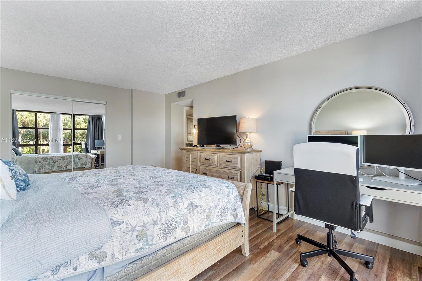 TOWERS OF OCEANVIEW SOUTH - Residential Lease