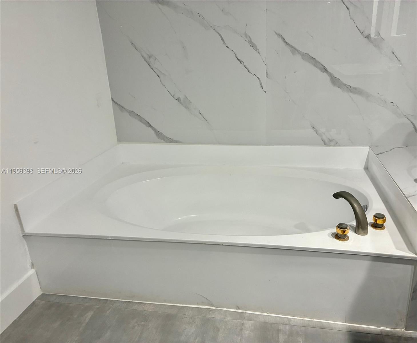 HORIZONS OF INVERRARY CON - Residential