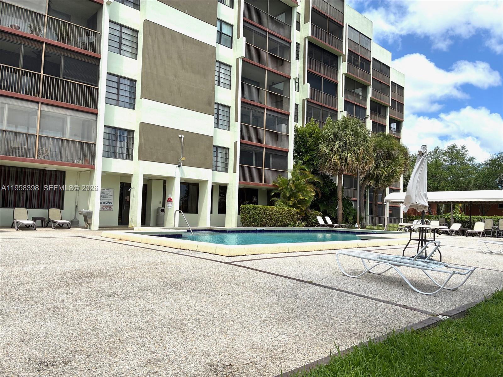 HORIZONS OF INVERRARY CON - Residential