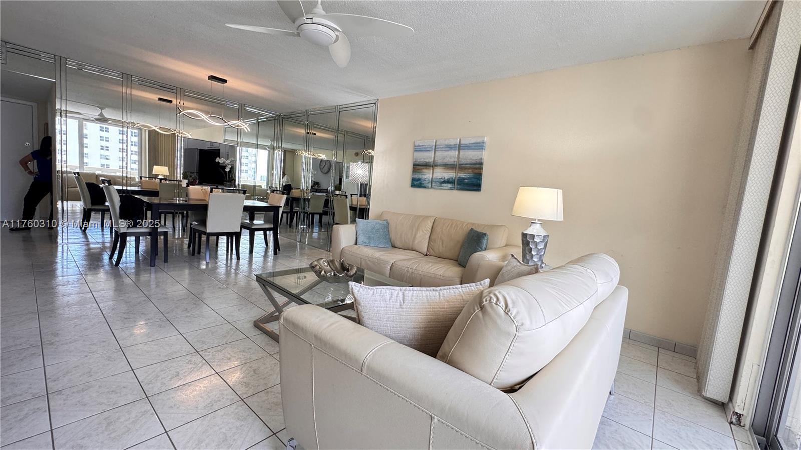 IMPERIAL TOWERS CONDO - Residential