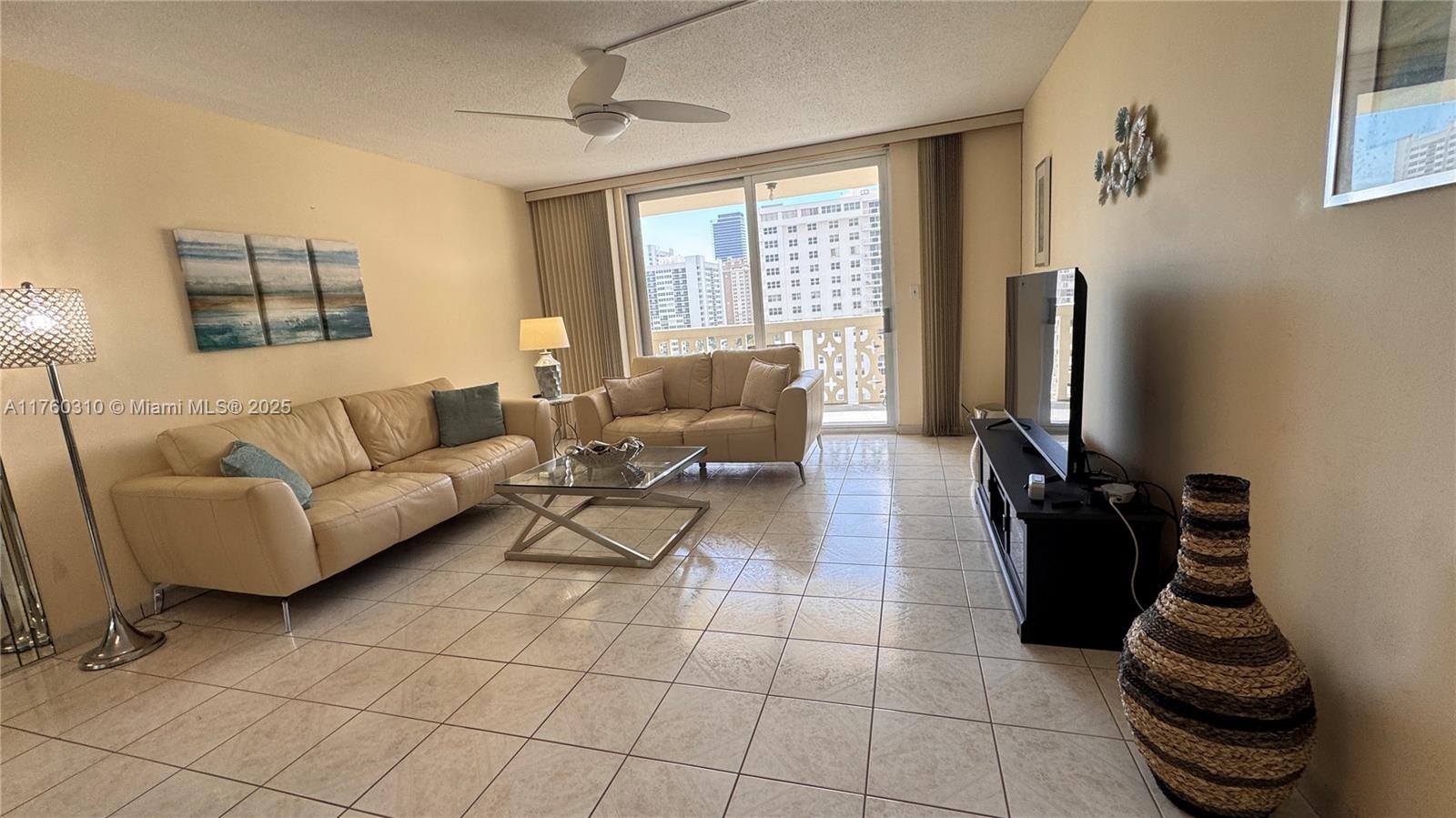 IMPERIAL TOWERS CONDO - Residential