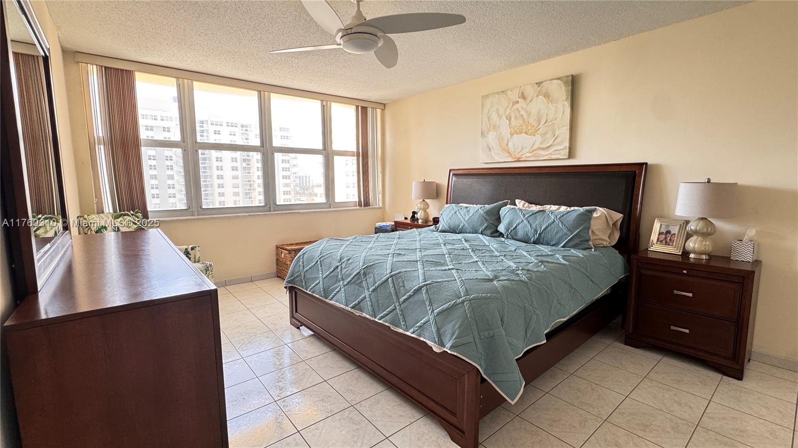 IMPERIAL TOWERS CONDO - Residential