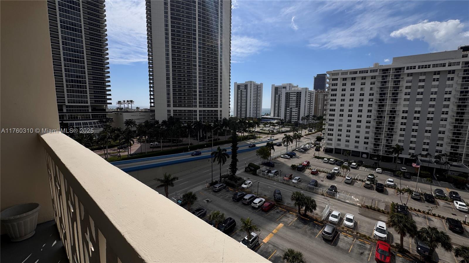 IMPERIAL TOWERS CONDO - Residential