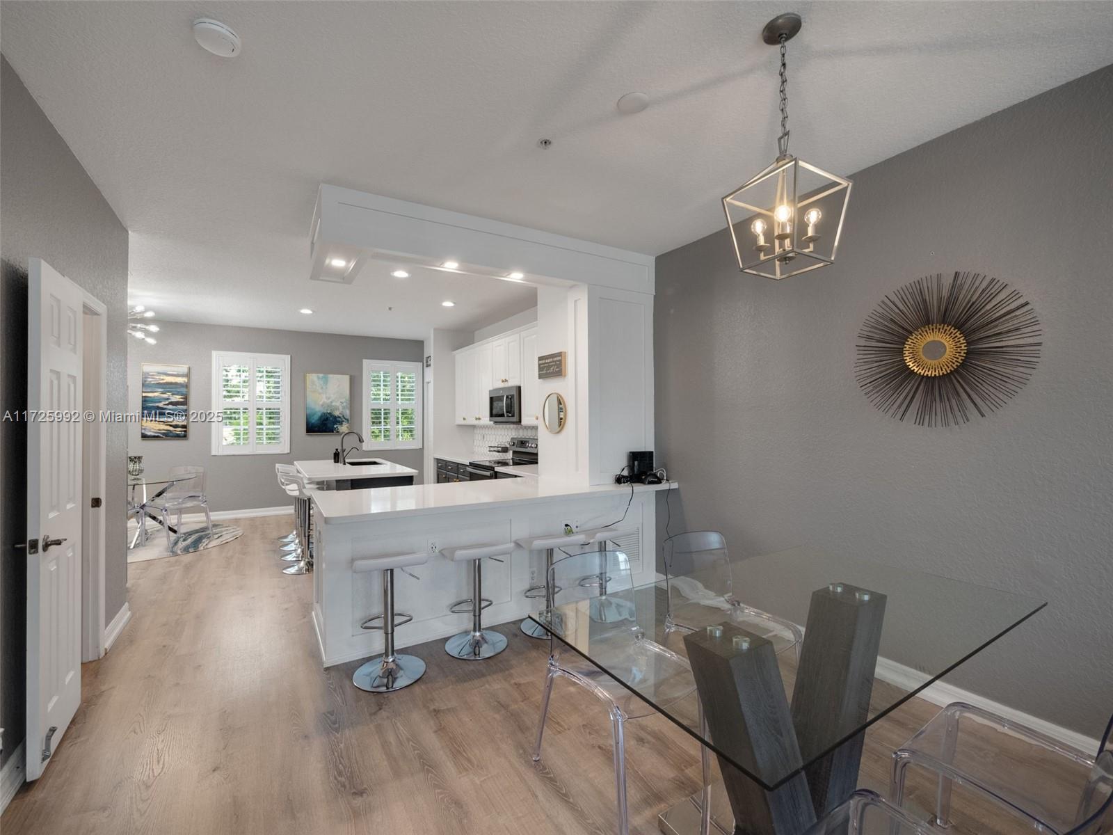 SANDPIPER COVE AT BOTANICA - Residential